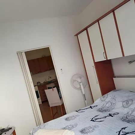 Seaside Apartment Neda Drage